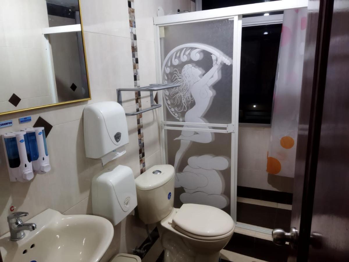 Hotel Velanez Suite Ριομπάμπα Εξωτερικό φωτογραφία