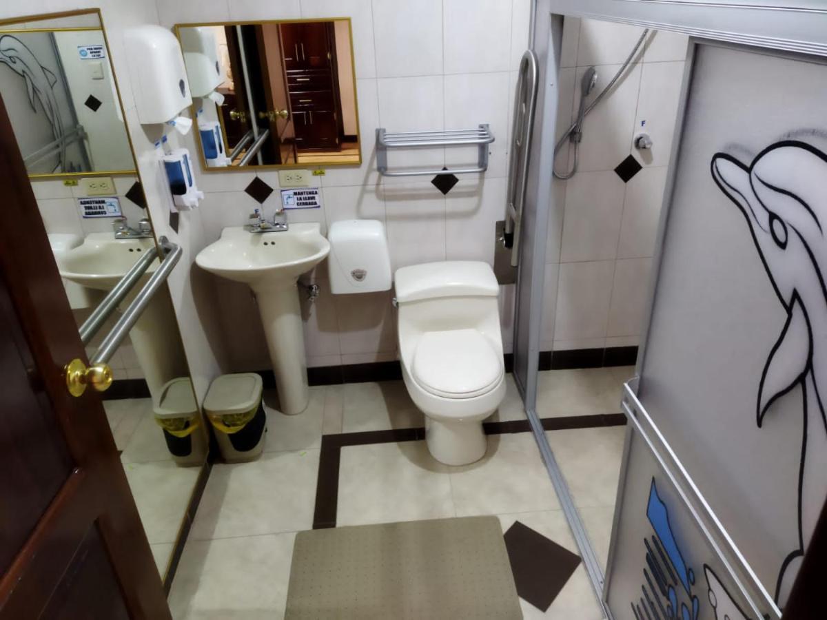 Hotel Velanez Suite Ριομπάμπα Εξωτερικό φωτογραφία