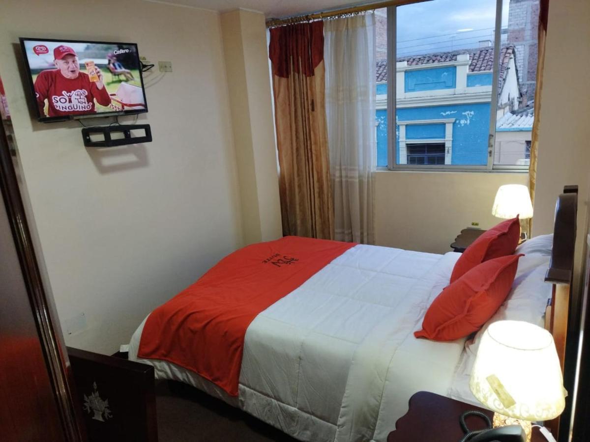 Hotel Velanez Suite Ριομπάμπα Εξωτερικό φωτογραφία