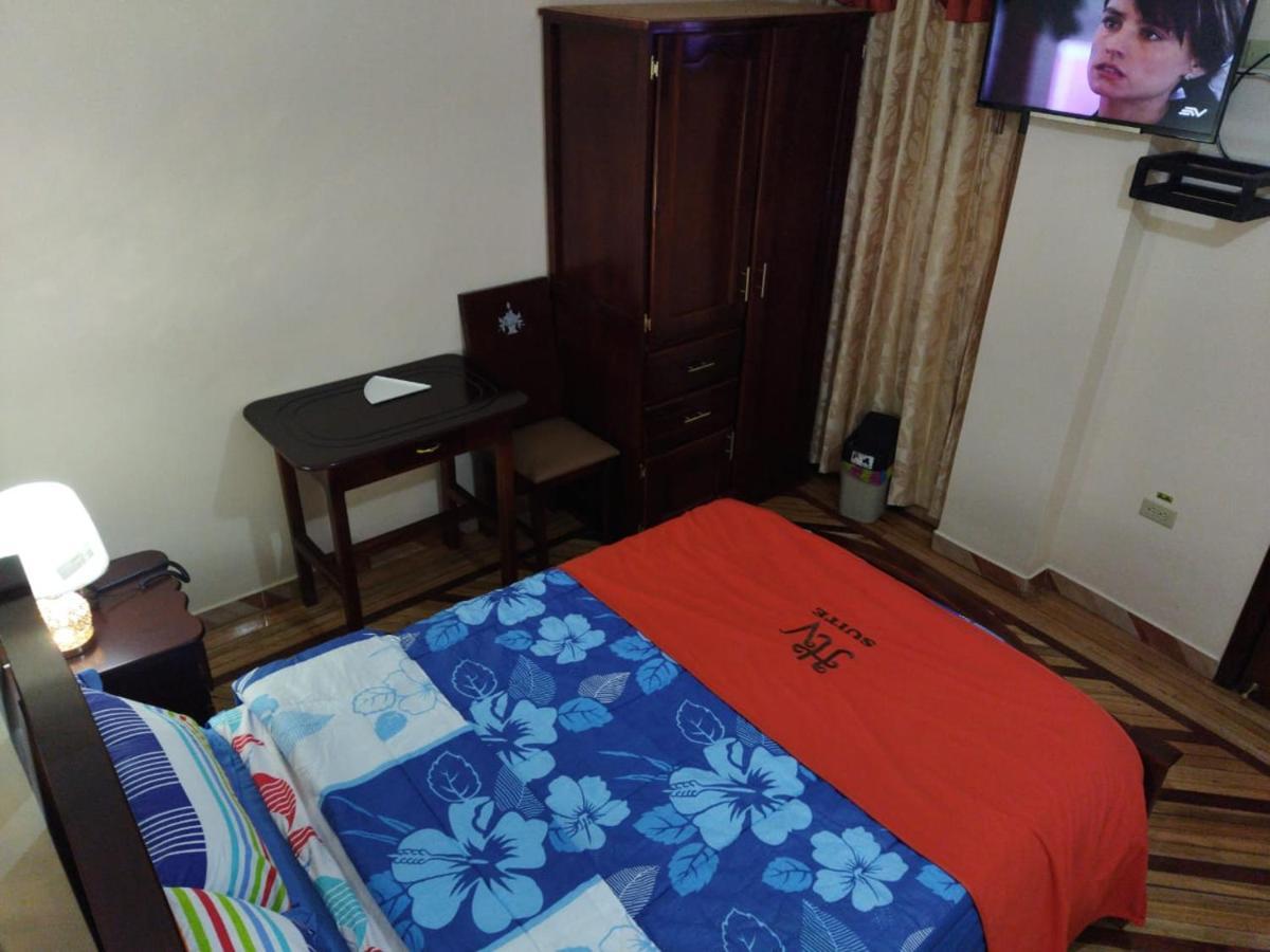Hotel Velanez Suite Ριομπάμπα Εξωτερικό φωτογραφία